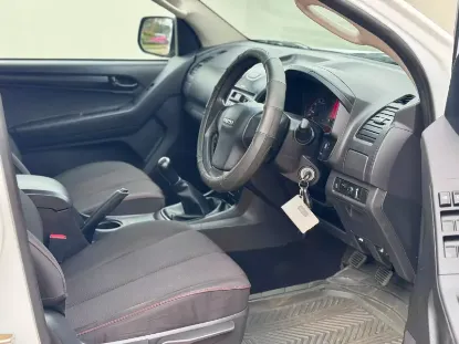 Picture of Isuzu KB250 2018
