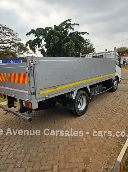Picture of Toyota Dyna Dyna 2008