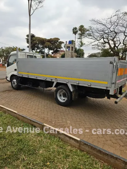 Picture of Toyota Dyna Dyna 2008