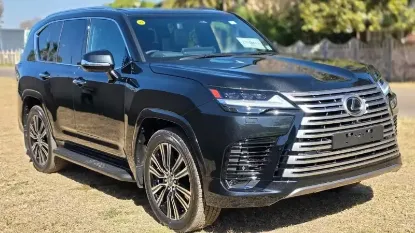 Picture of Lexus LX 2026