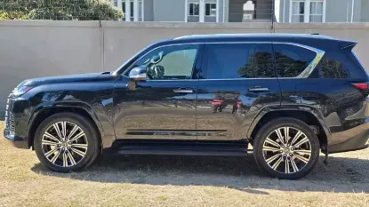 Picture of Lexus LX 2026