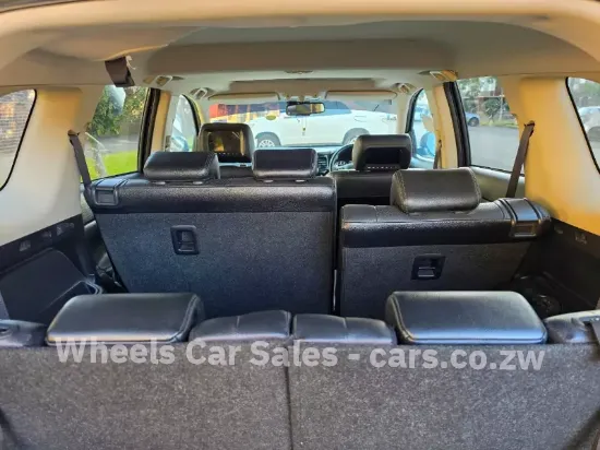 Picture of Mitsubishi Outlander 2017