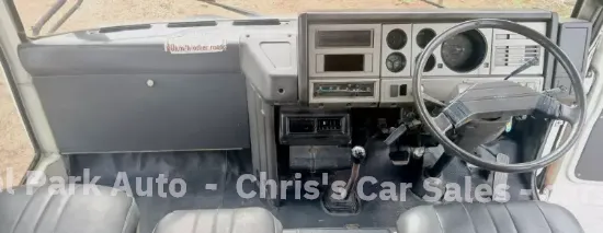 Picture of Nissan Civillian 1989