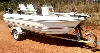 Picture of SuperCat Wit BHTS 430 Hull Mercury 25 Motors 1990