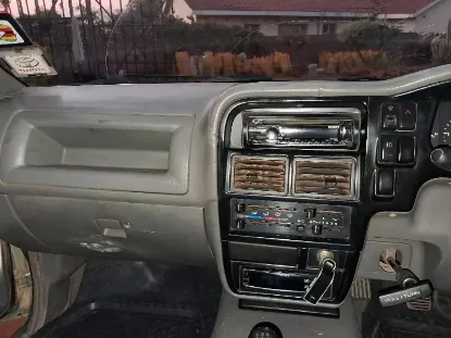 Picture of Isuzu KB280DTLX 2002