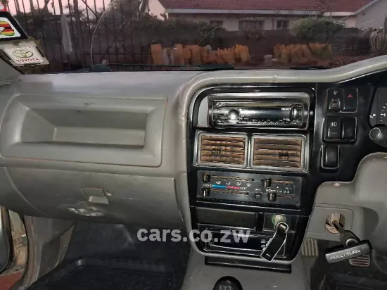 Picture of Isuzu KB280DTLX 2002