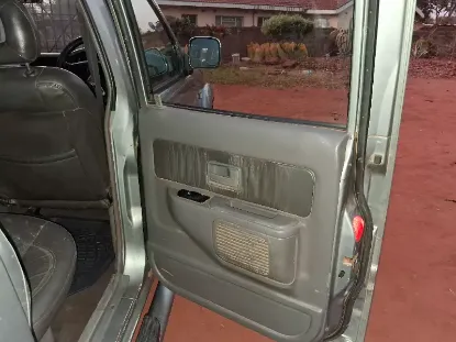 Picture of Isuzu KB280DTLX 2002