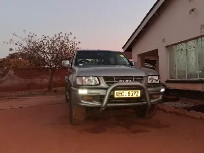 Picture of Isuzu KB280DTLX 2002