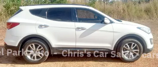 Picture of Hyundai Santa Fe 2017