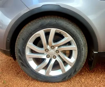 Picture of Land Rover Discovery 2019