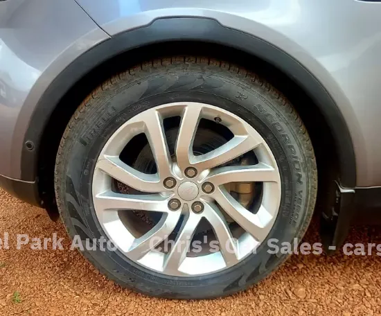 Picture of Land Rover Discovery 2019