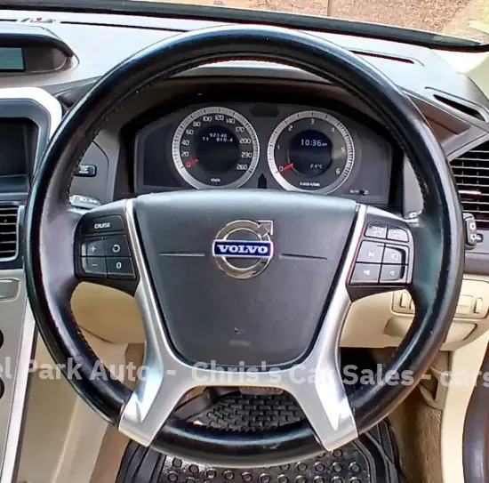 Picture of Volvo XC60 2010