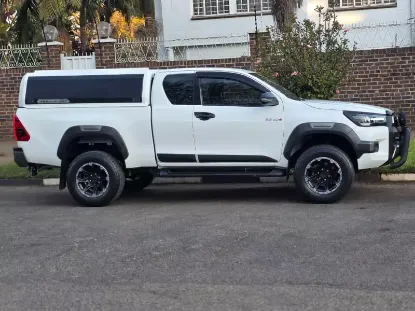 Picture of Toyota Legend 2020