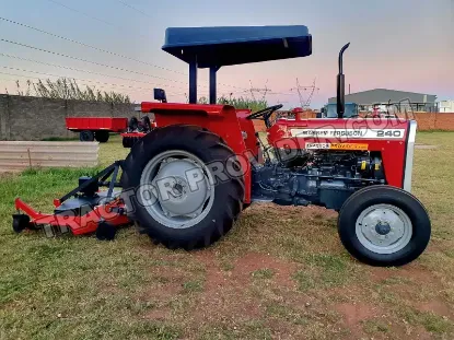 Picture of Massey ferguson 2012