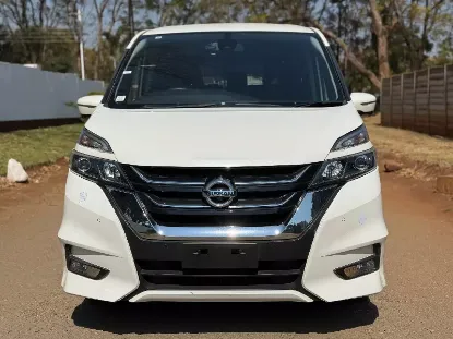 Picture of Nissan Serena 2017