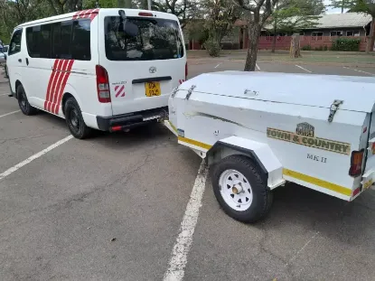 Picture of Toyota Hiace 10 seater (baby quantum)