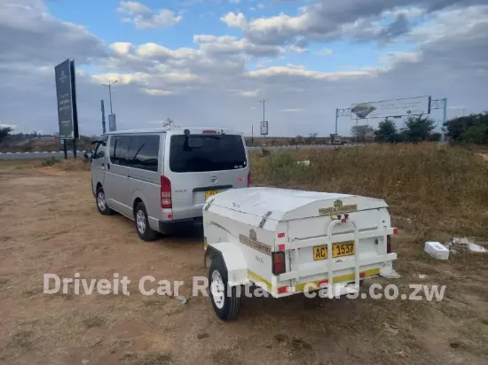 Picture of Toyota Hiace 10 seater (baby quantum)