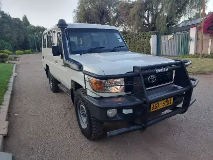 Picture of Toyota Land Cruiser 2016