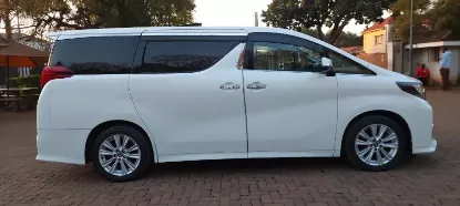 Picture of Toyota Alphard G 2016