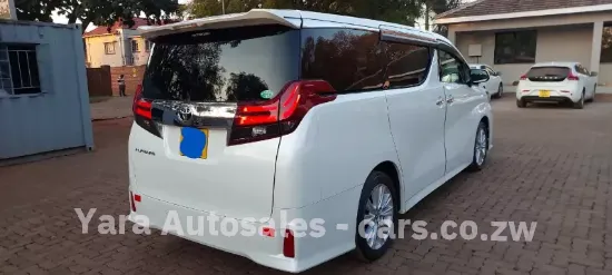 Picture of Toyota Alphard G 2016