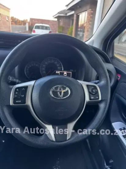 Picture of Toyota Vitz F 2016