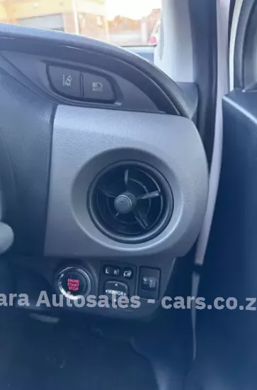 Picture of Toyota Vitz F 2016