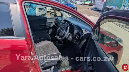 Picture of Toyota Vitz Jewela 2017