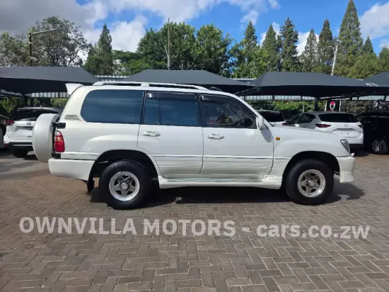 Picture of Toyota Land Cruiser 2004