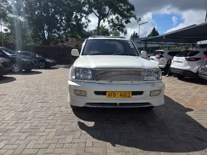 Picture of Toyota Land Cruiser 2004