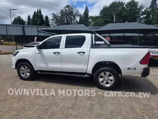 Picture of Toyota Hilux 2018