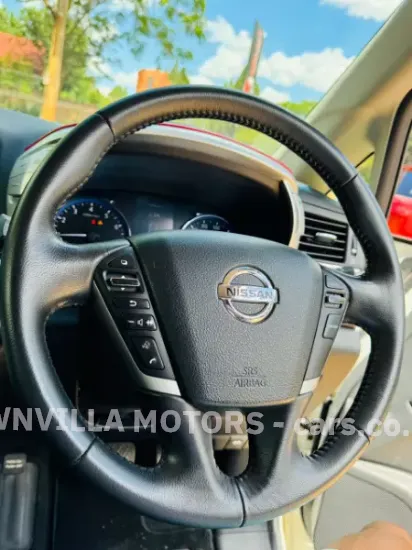 Picture of Nissan Elgrand 2018