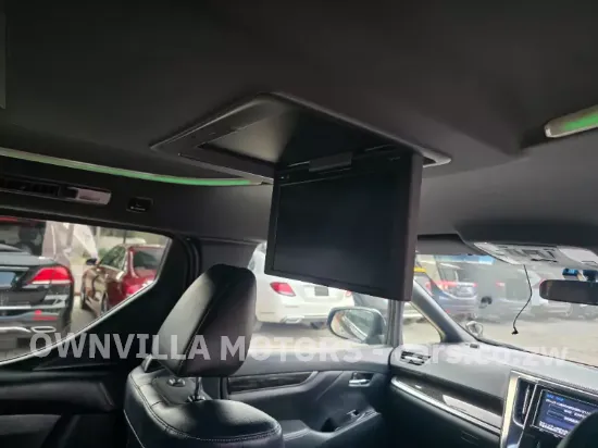 Picture of Toyota Vellfire 2020