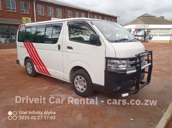 Picture of Toyota Hiace 10 seater (baby quantum)