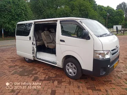 Picture of Toyota Hiace 10 seater (baby quantum) $100