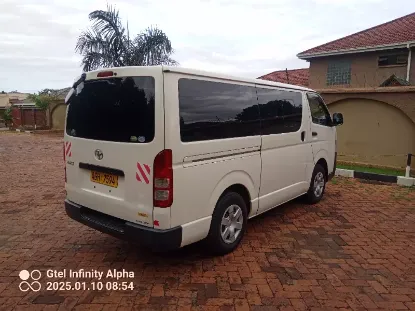 Picture of Toyota Hiace 10 seater (baby quantum) $100