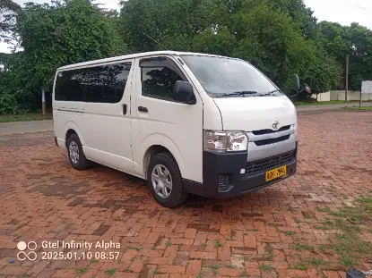 Picture of Toyota Hiace 10 seater (baby quantum) $100