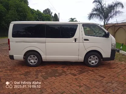 Picture of Toyota Hiace 10 seater (baby quantum) $100