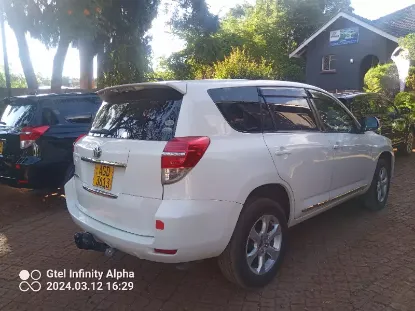 Picture of Toyota Vanguard $80 per day