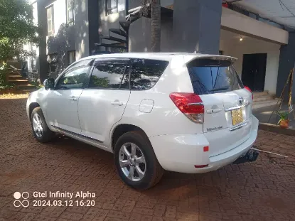 Picture of Toyota Vanguard $80 per day