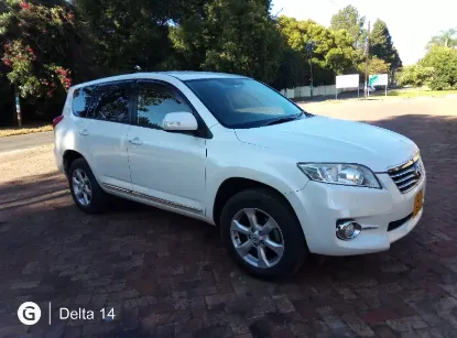 Picture of Toyota Vanguard $80/day plus$300 refundable deposit