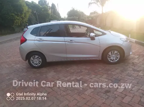 Picture of HONDA Fit $50/DAY