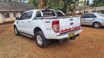Picture of Ford Ranger double cab