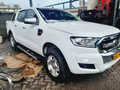 Picture of Ford Ranger double cab