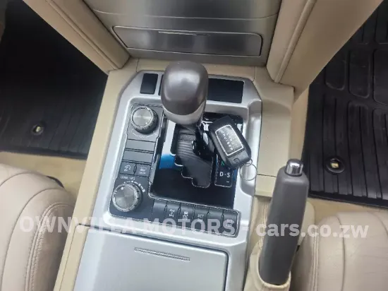 Picture of Toyota Land Cruiser 2019