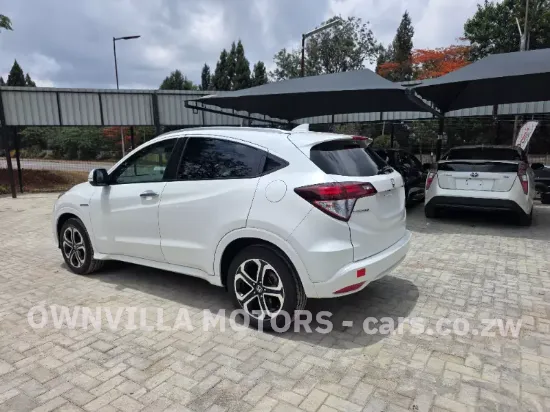 Picture of Honda Vezel 2016