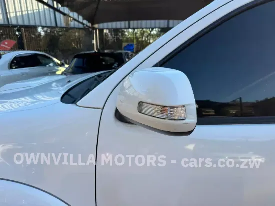 Picture of Toyota Fortuner 2015