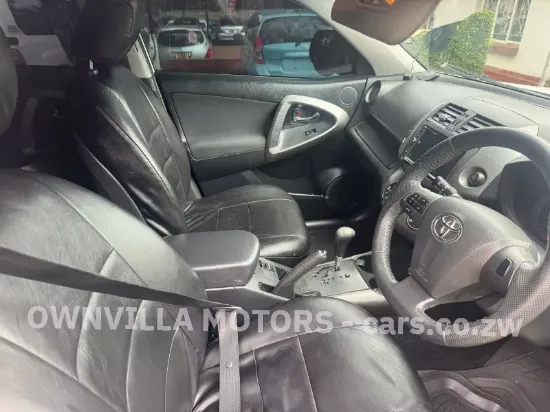 Picture of Toyota Vanguard 2013