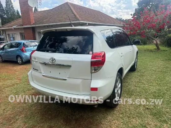 Picture of Toyota Vanguard 2013