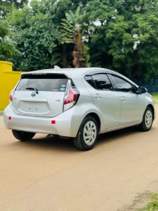 Picture of Toyota Aqua 2015