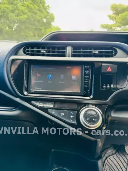 Picture of Toyota Aqua 2015